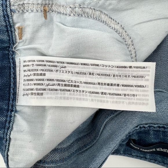 Hollister High Rise Super Skinny Stretch Distressed Crop Jeans Size 7 Women’s - Picture 6 of 6